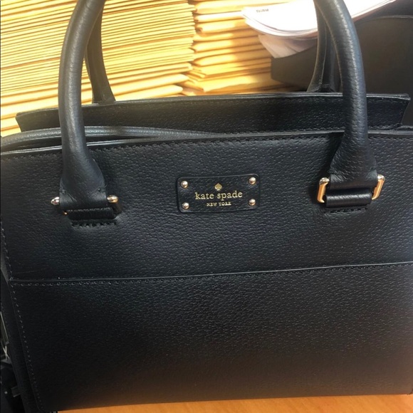Kate Spade authentic Purse - Picture 4 of 4